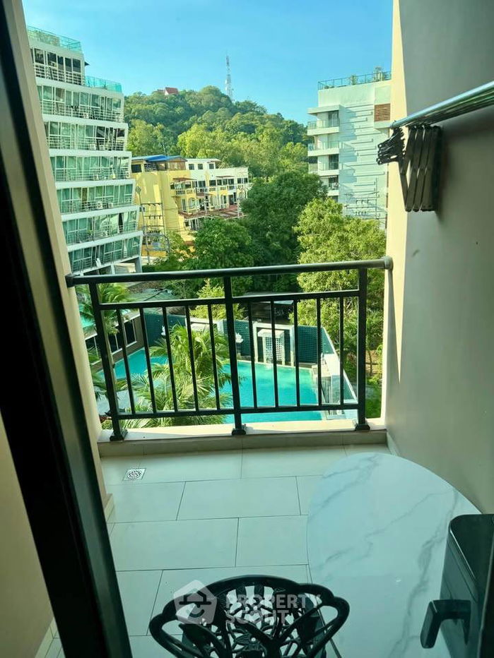 รูป คอนโด 1-ห้องนอน ที่ อาคาเดีย เซ็นเตอร์ สูท ใกล้ ถนนพระตำหนัก พัทยา (ID 2501980) - รูปที่ 6/10