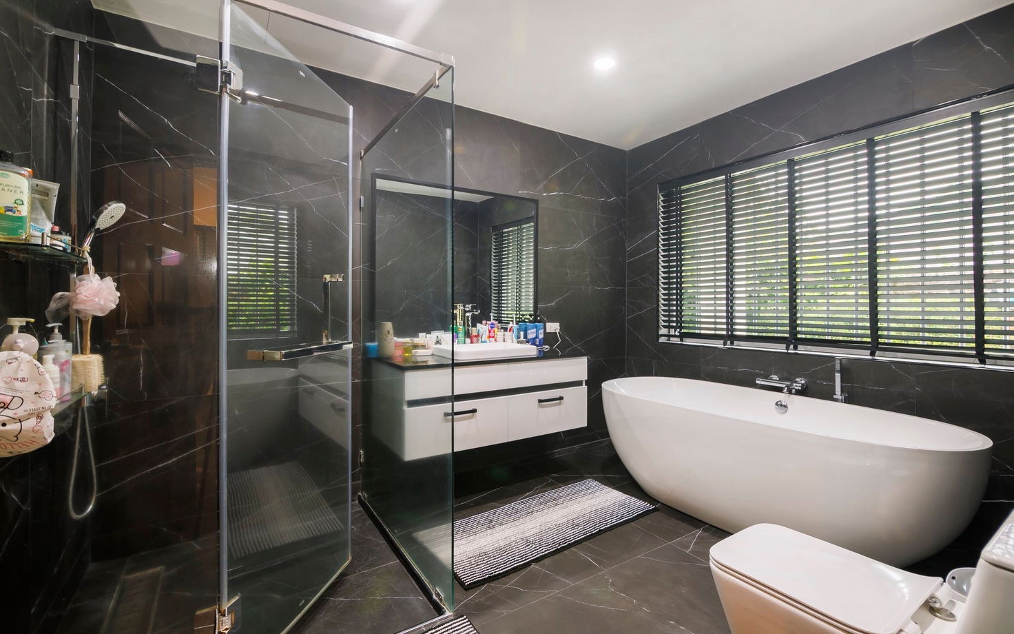 รูป Beautiful Villa for Sale in Mabprachan, East Pattaya - รูปที่ 18/22