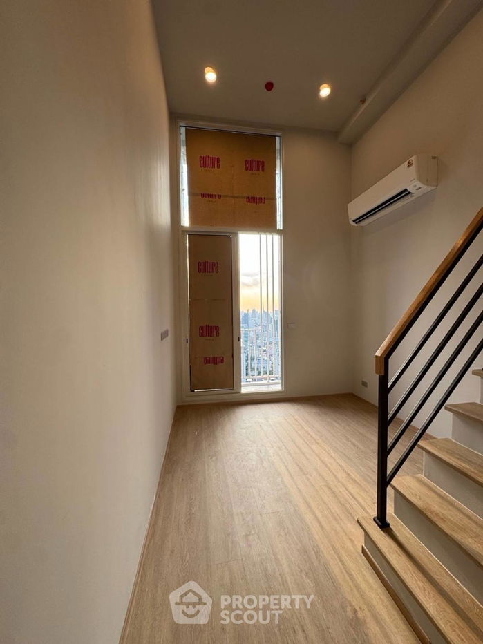 รูป คอนโด 2-ห้องนอน ที่ คัลเจอร์ จุฬา ใกล้ MRT สามย่าน (ID 2497791) - รูปที่ 3/12