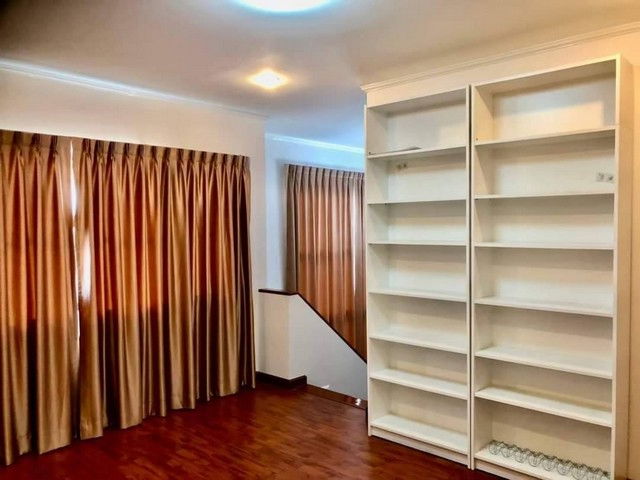 รูป ให้เช่าบ้านเดี่ยว2ชั้น 60ตรว.อยู่ถนนวงแหวนลำลูกกาคลอง 5 ใกล้ตลาดมารวย - รูปที่ 4/8