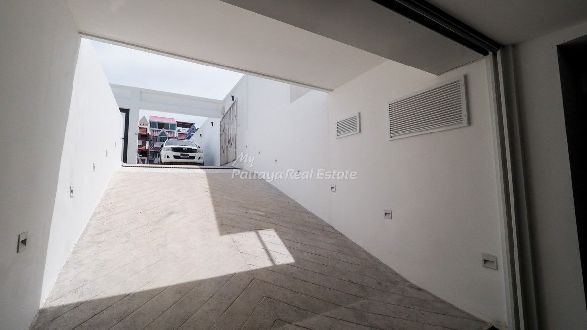 รูป HPLV01 - ขายบ้านวิลล่า 4 ห้องนอน พระตำหนัก - รูปที่ 10/35