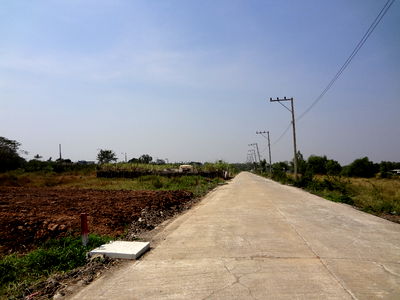 ที่ดิน คลองหลวง ปทุมธานี : ที่ดินคลองหลวงคลองสี่ เนื้อที่2งาน ซ.ตะวันตก26ออกถนนตัดใหม่เข้าเลียบคลองแอนได้ จากถนนใหญ่คลองหลวงเพียง3กม.เหมาะทำโกดัง/ปลูกบ้านพักอาศัย