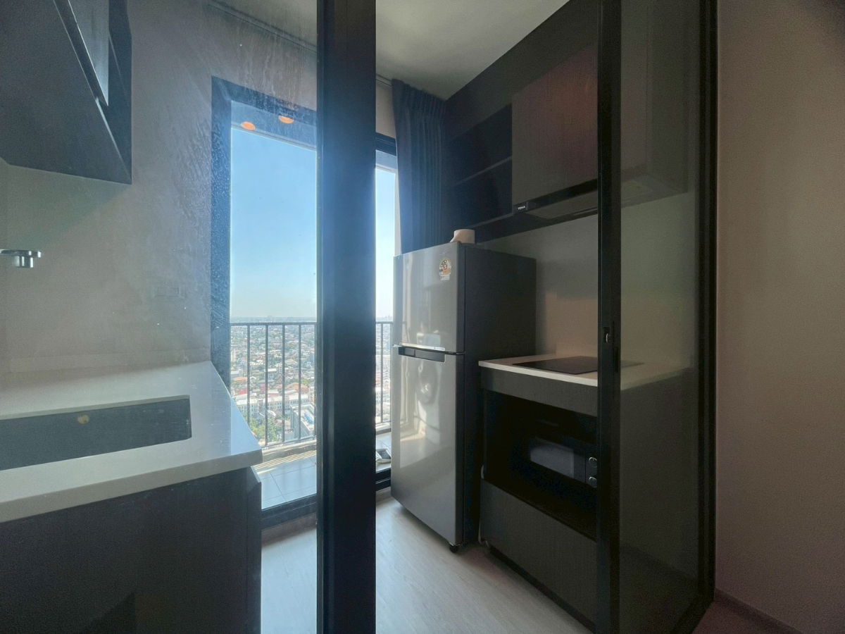 รูป 🌆 ให้เช่า: Nue Noble Ratchada – Lat Phrao | ใกล้ MRT ลาดพร้าว | ชั้นสูง วิวเมือง พร้อมอยู่ @90condo 🌃 - รูปที่ 6/10