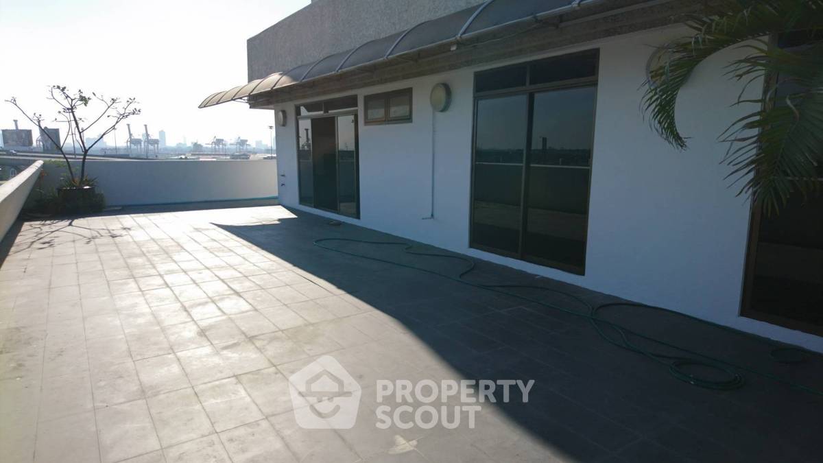 รูป คอนโด 2-ห้องนอน ที่ เดอะรูฟ การ์เด้น อ่อนนุช ใกล้ BTS อ่อนนุช (ID 512654) - รูปที่ 2/11