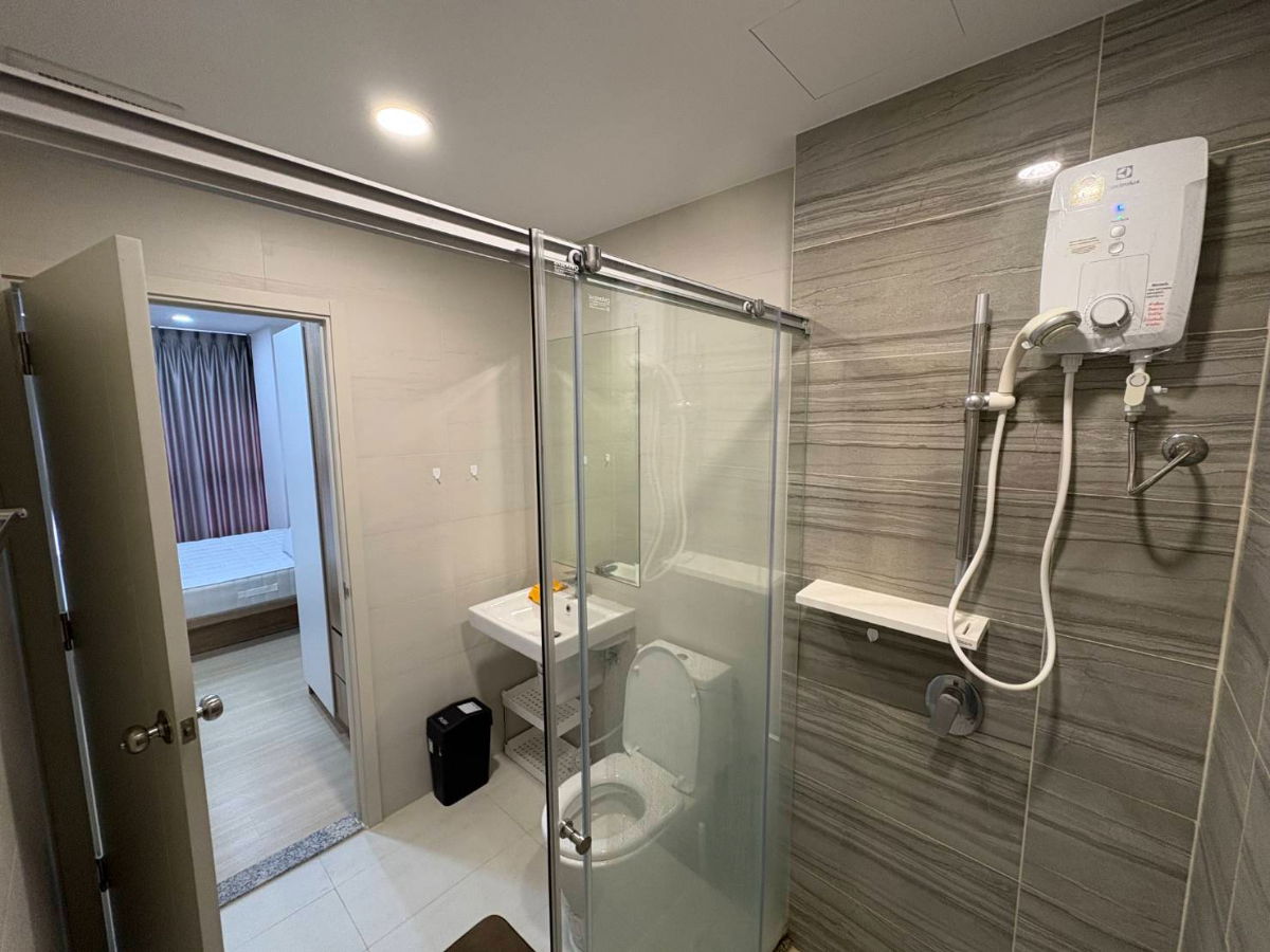 รูป 💥 เช่า ศุภาลัย เวอเรนด้า ราม41 ตรม ราคา 16,000 บาท เฟอร์และเครื่องใช้ไฟฟ้าครบ  - รูปที่ 8/8