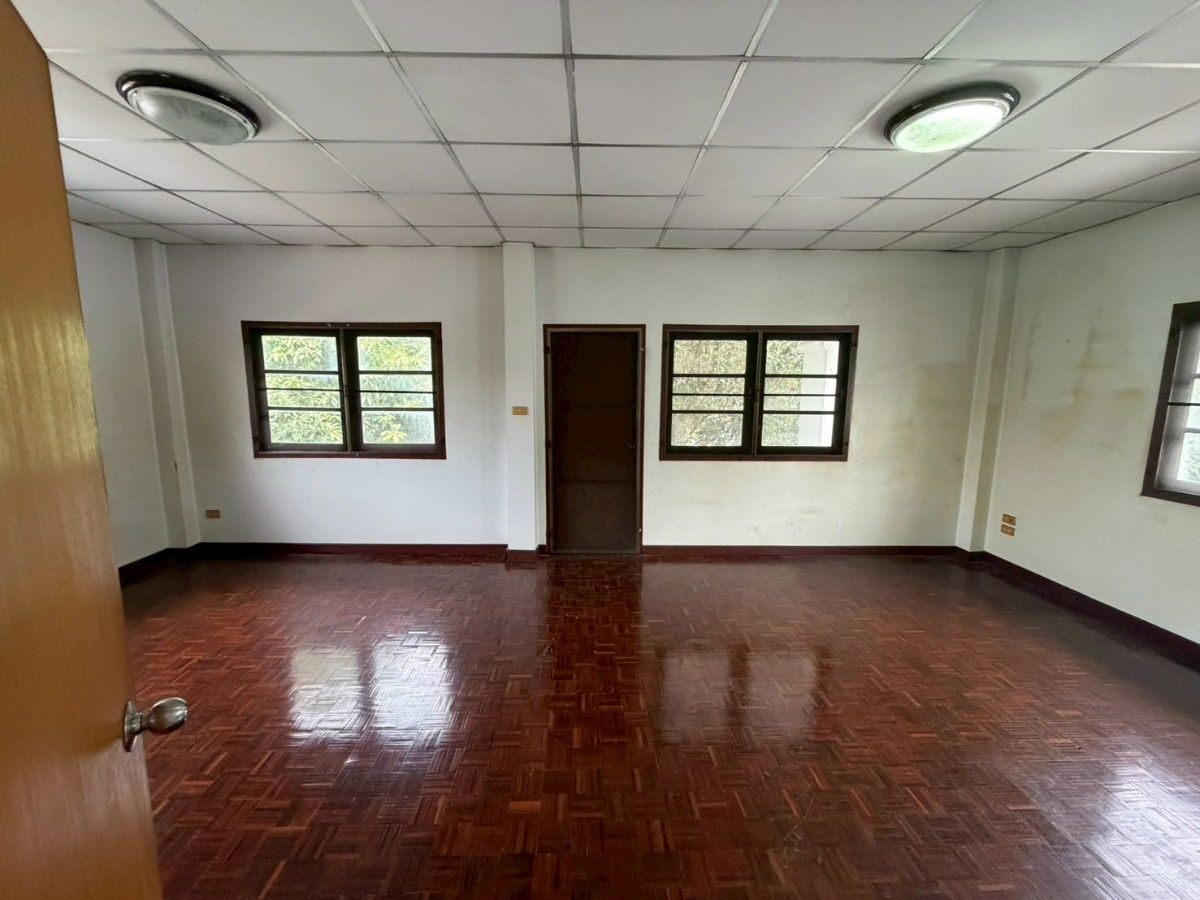 รูป ขายบ้านเดี่ยว 2 ชั้น หมู่บ้านบุษราคัม บางขุนเทียน-ชายทะเล ขนาด 102.3 ตารางวา 4 ห้องนอน 2 ห้องน้ำ - รูปที่ 25/25