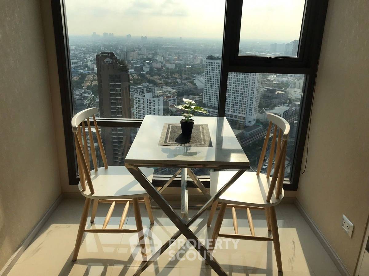 รูป คอนโด 1-ห้องนอน ที่ ริทึ่ม สุขุมวิท42 ใกล้ BTS เอกมัย (ID 960376) - รูปที่ 4/7