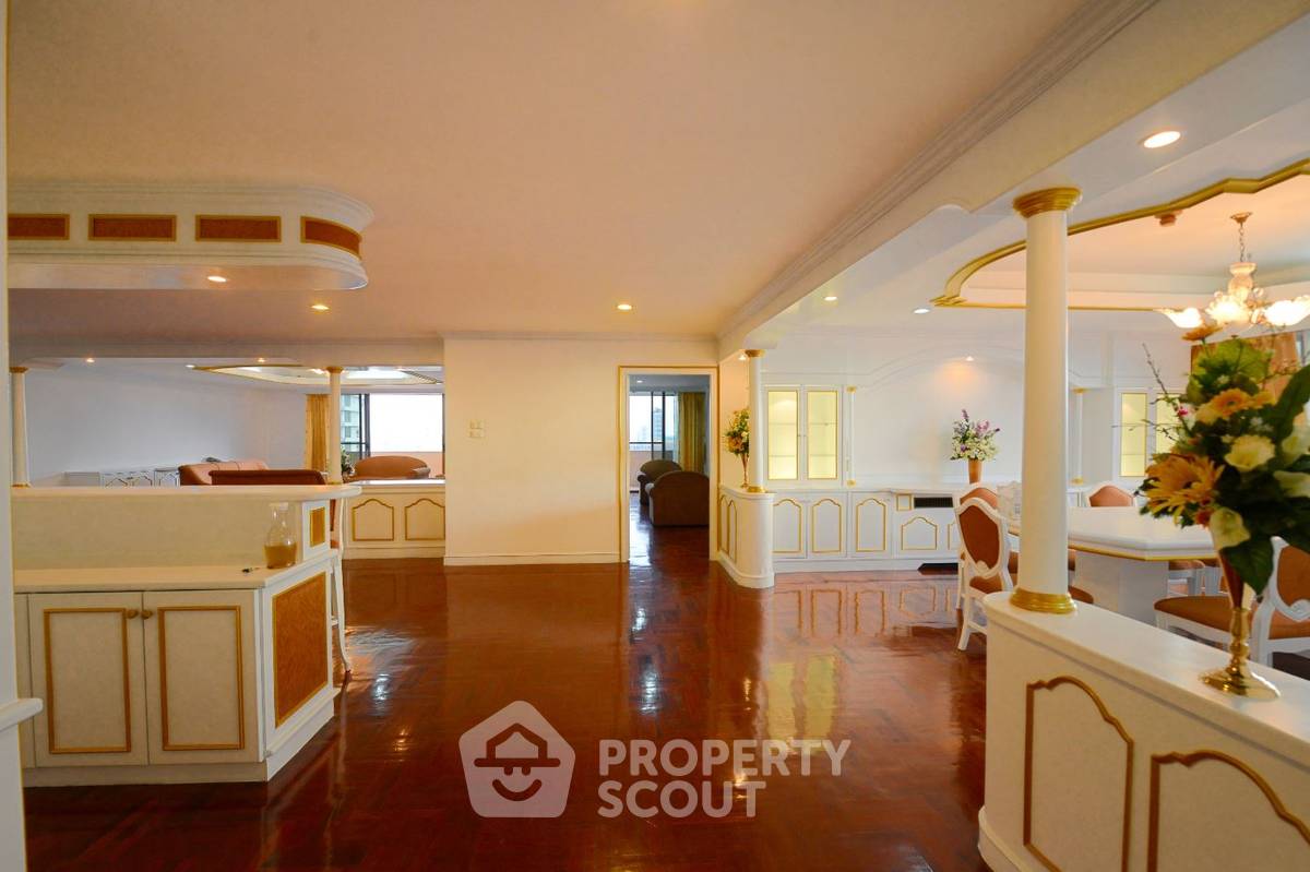 รูป คอนโด 3-ห้องนอน ที่ โอเรียลเต็ล ทาวเวอร์ คอนโดมิเนียม ใกล้ BTS เอกมัย (ID 510846) - รูปที่ 8/20