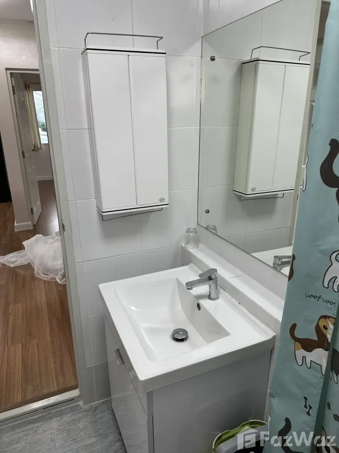 picture For Sale / Rent: Fully Renovated House (Corner Plot 5945909 - 14/41