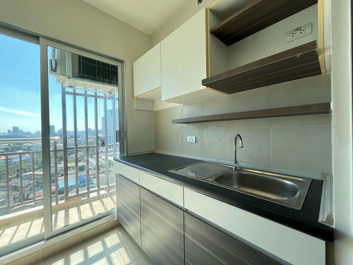 รูป 💥💥ขายคอนโดพร้อมอยู่!! ศุภาลัย เวอเรนด้า รัชวิภา-ประชาชื่น Stu.31.26 ตร.ม.ชั้น 12 ตึก East ขาย 1.95 ล้านบาท!!💥💥สอบถาม LINE ID: @atfirm📲 - รูปที่ 8/11