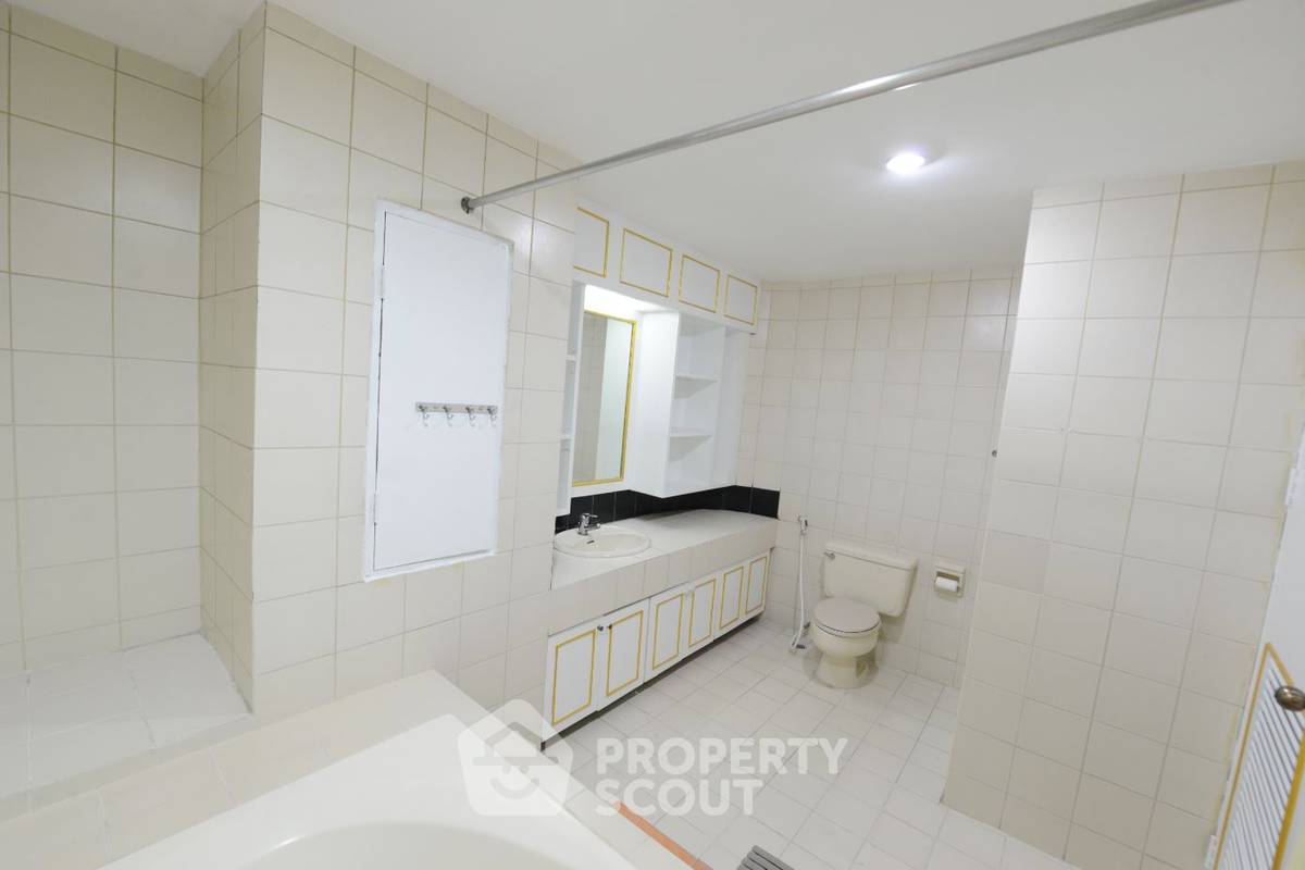 รูป คอนโด 3-ห้องนอน ที่ โอเรียลเต็ล ทาวเวอร์ คอนโดมิเนียม ใกล้ BTS เอกมัย (ID 510846) - รูปที่ 14/20