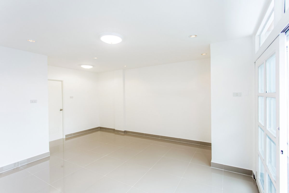 picture ST0034 | 4-story Townhome “Nong Moo Sawan 1” 💥 From 7.29 million THB, now only 6.99 million THB! 🚆 MRT Sutthisan ≈ 1.3 km. - 11/24