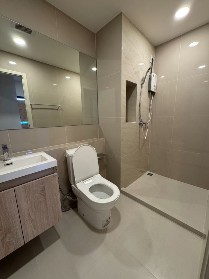 รูป 🔴ว่าง🔴 ห้องแต่งสวย พร้อมเข้าอยู่🌷🩷 เฟอร์+เครื่องใช้ไฟฟ้าครบ ✅️✅️สนใจติดต่อ 085-235-1309 ยุ้ย☎️ - รูปที่ 8/10