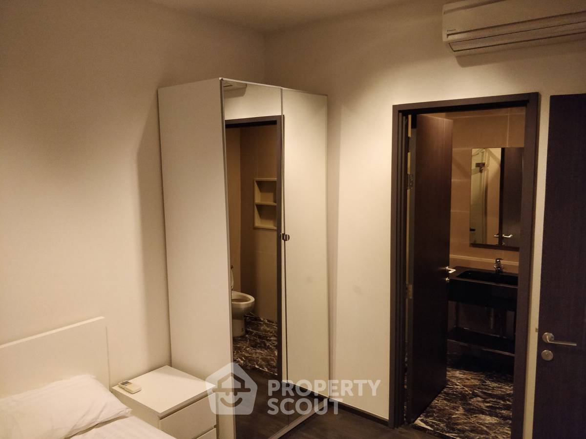 รูป คอนโด 1-ห้องนอน ที่ ดิ เอดจ์ สุขุมวิท 23 ใกล้ MRT สุขุมวิท (ID 515089) - รูปที่ 12/18