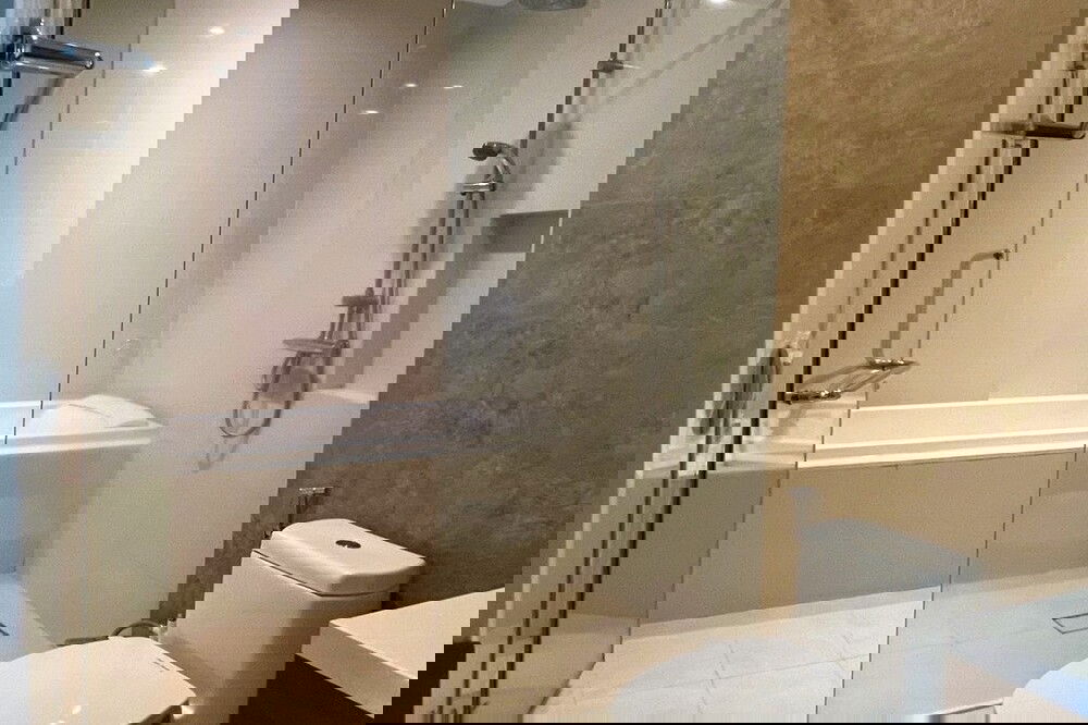 รูป ขาย- เช่า !! ทำเลทอง, ตกแต่งสไตล์โมเดิร์น, มีอ่างอาบน้ำ!! 🔥 Code C20251200046...Bright Sukhumvit 24, 1 นอน, 1 น้ำ, แต่งครบ,  ราคาพิเศษ!!📣 - รูปที่ 12/13