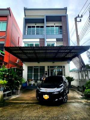 ทาวน์โฮม เนติบัณฑิตยสภา : ขายทาวน์โฮม 3 ชั้น โครงการ ฟูลเฮาส์ บางแวก94 ตกแต่งแล้ว พร้อมอยู่ ถนนกว้าง เหมาะทำโฮมออฟฟิต ใกล้แหล่งชุมชน