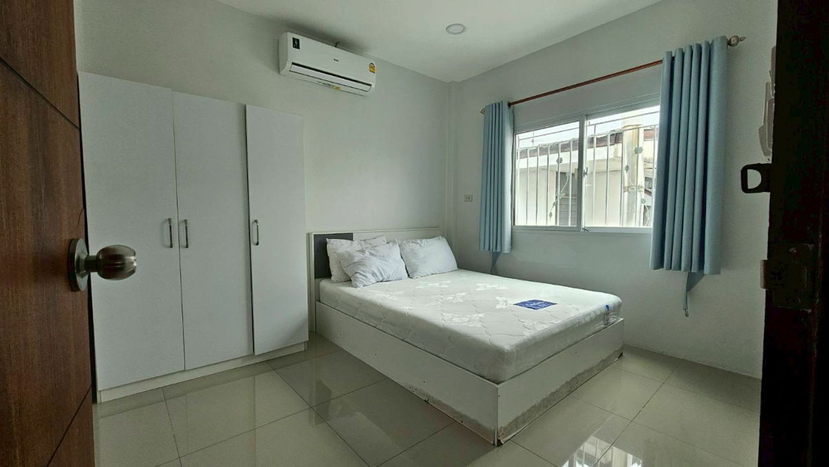 รูป เช่า ให้เช่า ปล่อยเช่า บ้าน ห้วยขวาง หมู่บ้านอยู่เจริญ ราคาถูก สนใจ Line: @951qfbfi - รูปที่ 8/16