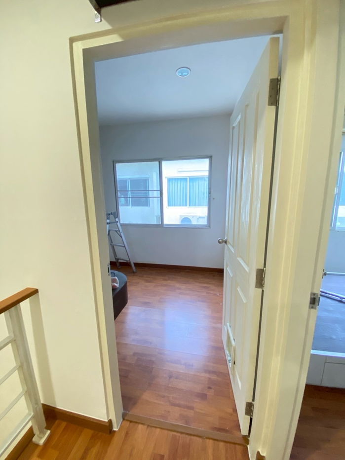 รูป T0039 | ขาย หมู่บ้านกลางเมือง เอสเซ้นส์ อ่อนนุช – วงแหวน 💰 ขายเพียง 2.89 ลบ.  - รูปที่ 17/18