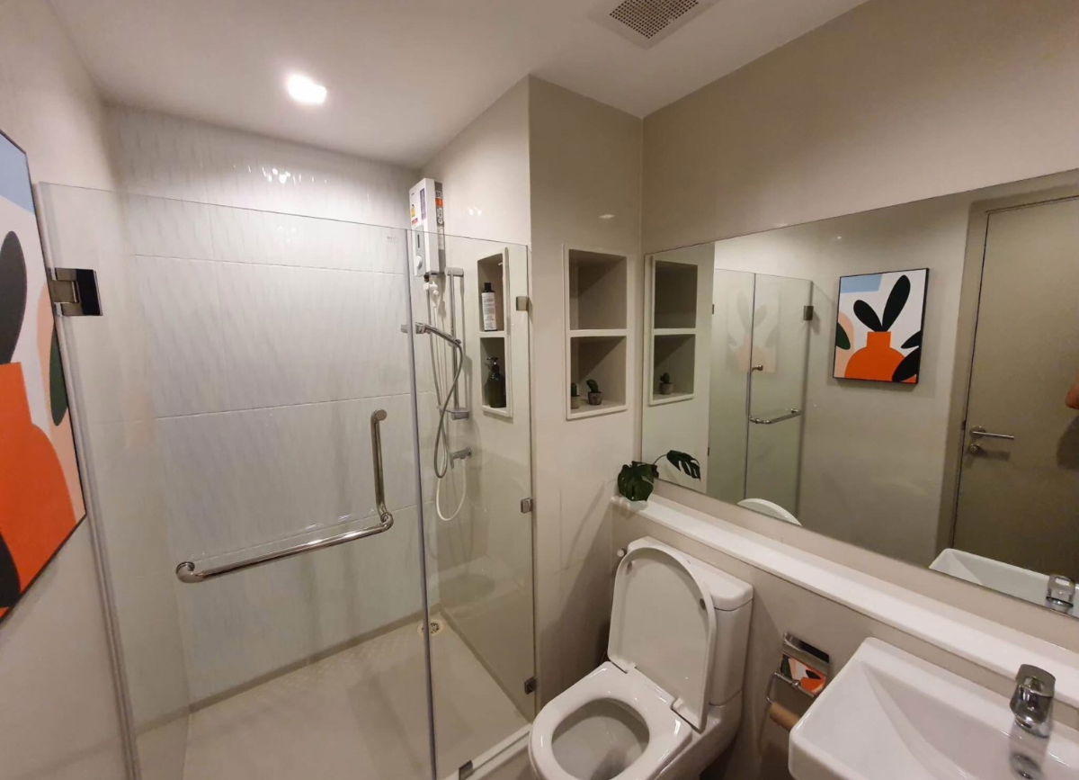 picture Life                         Ladprao  - 5/9