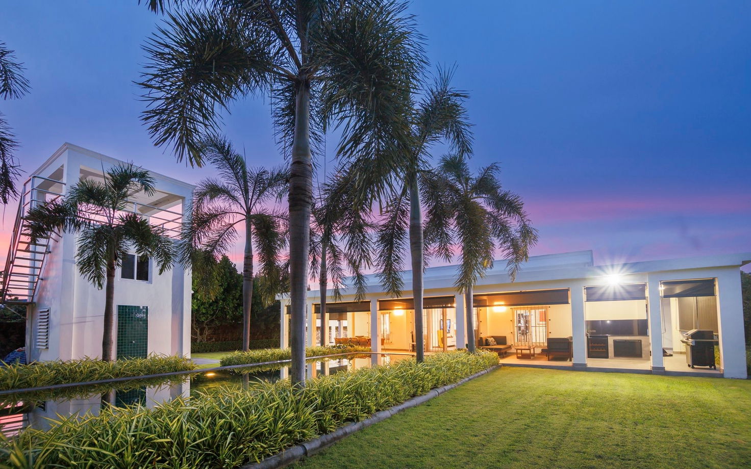 รูป Beautiful Villa for Sale in Mabprachan, East Pattaya - รูปที่ 2/22