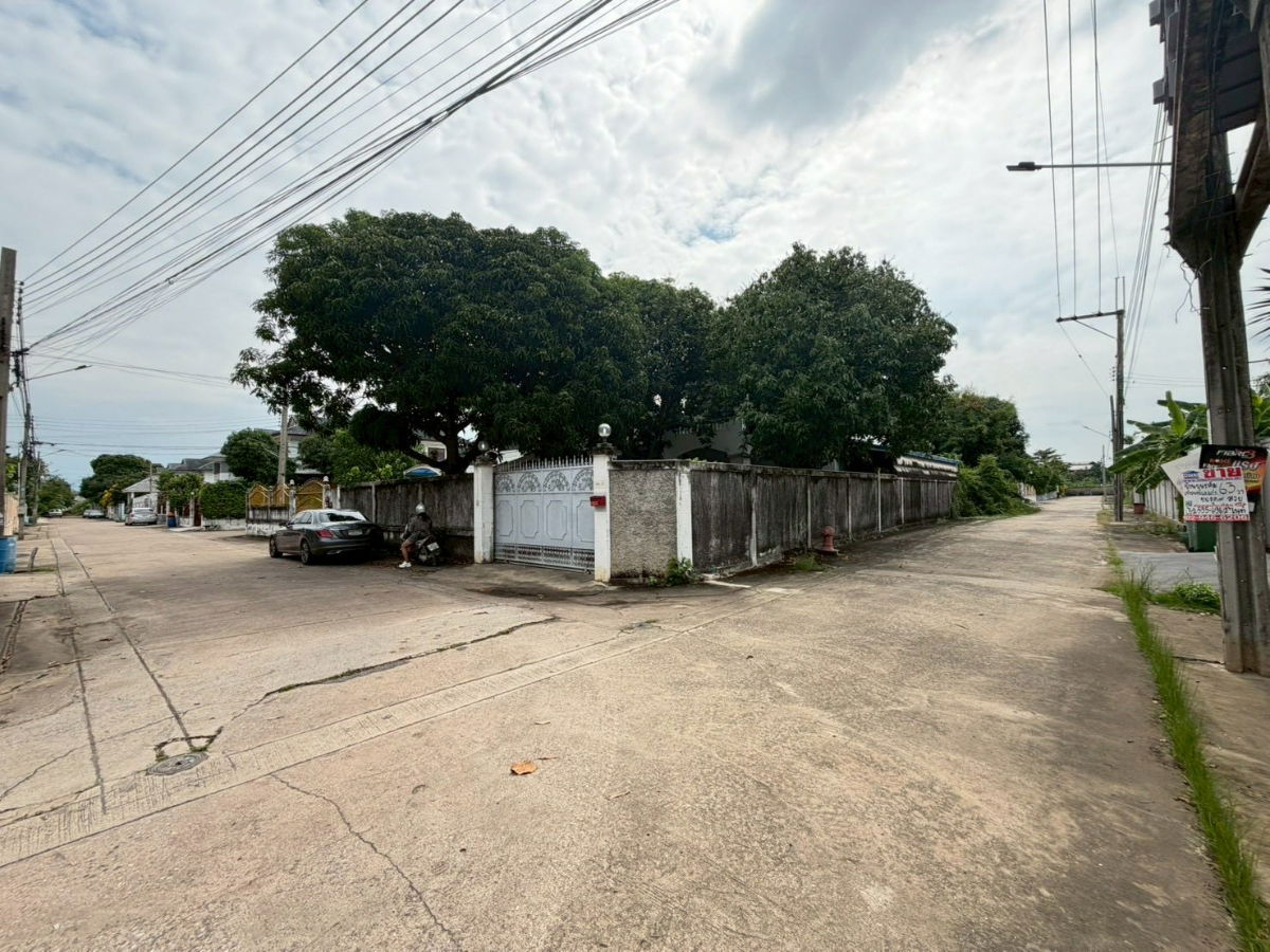 รูป ขายบ้านเดี่ยว 2 ชั้น หมู่บ้านบุษราคัม บางขุนเทียน-ชายทะเล ขนาด 102.3 ตารางวา 4 ห้องนอน 2 ห้องน้ำ - รูปที่ 14/25