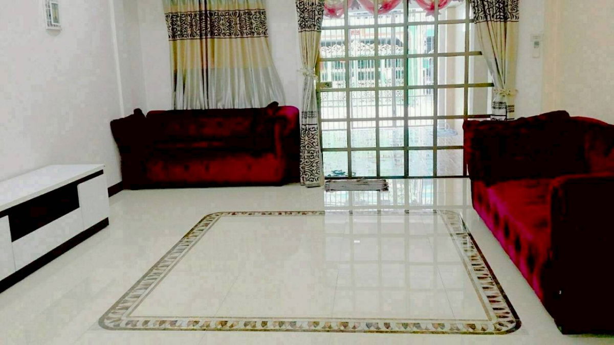 รูป เช่า ให้เช่า ปล่อยเช่า ทาวน์เฮ้าส์ สุขุมวิท 77 อ่อนนุช ราคาถูก ไม่เกิน 30,000 บาท สนใจ Line: @951qfbfi - รูปที่ 1/13