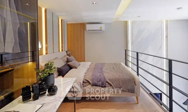 รูป คอนโด 1-ห้องนอน ที่ ณ รีวา เจริญนคร ใกล้ BTS โพธิ์นิมิตร (ID 1653365) - รูปที่ 2/4