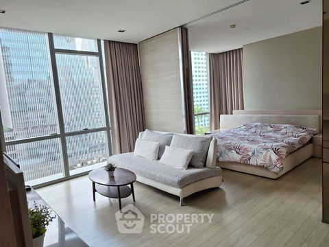 1-BR Condo at The Room Sukhumvit 21 near MRT Sukhumvit (ID 2487623)
