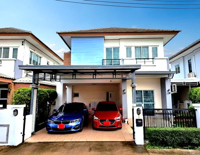 Houses for sale Chonburi : Home 3 Bedroom 3 Bathroom Tadatown Sriracha Chonburi
