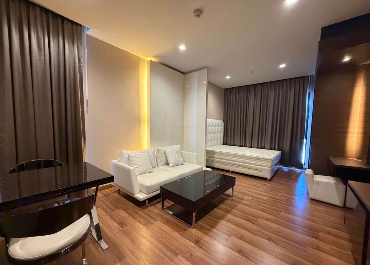 picture Ivy                           Ampio  - 3/6