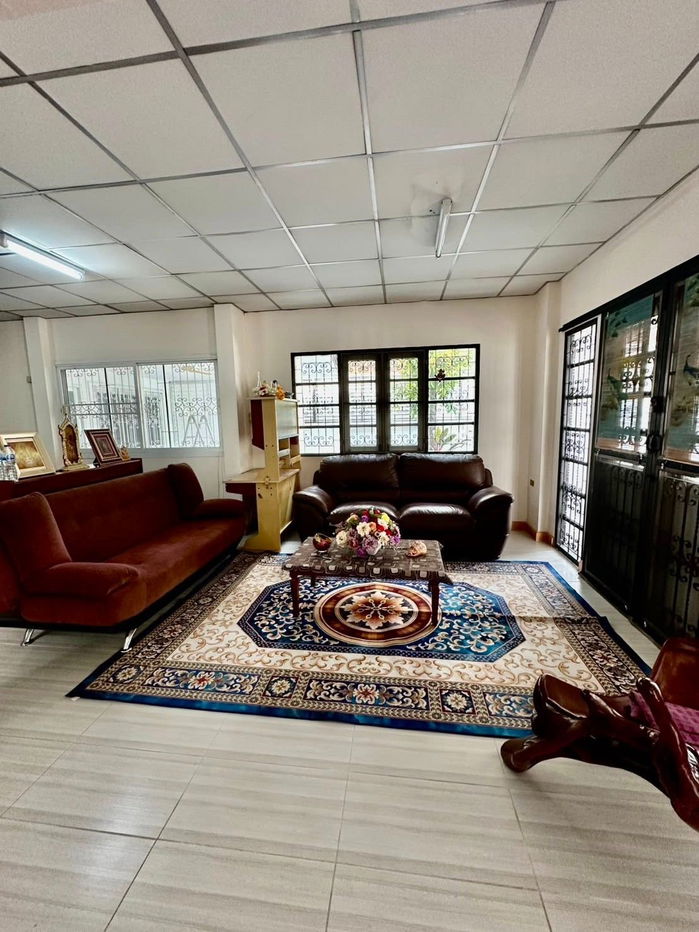 รูป HR3106ขายบ้านเดี่ยวหลังใหญ่ 70 ตร.ว. หมู่บ้านชัยพฤกษ์ รามอินทรา – วัชรพล (เฟส 2) พื้นที่กว้างขวาง    บรรยากาศร่มรื่น ทำเลศักยภาพเชื่อมต่อทุกความสะดวก - รูปที่ 7/9