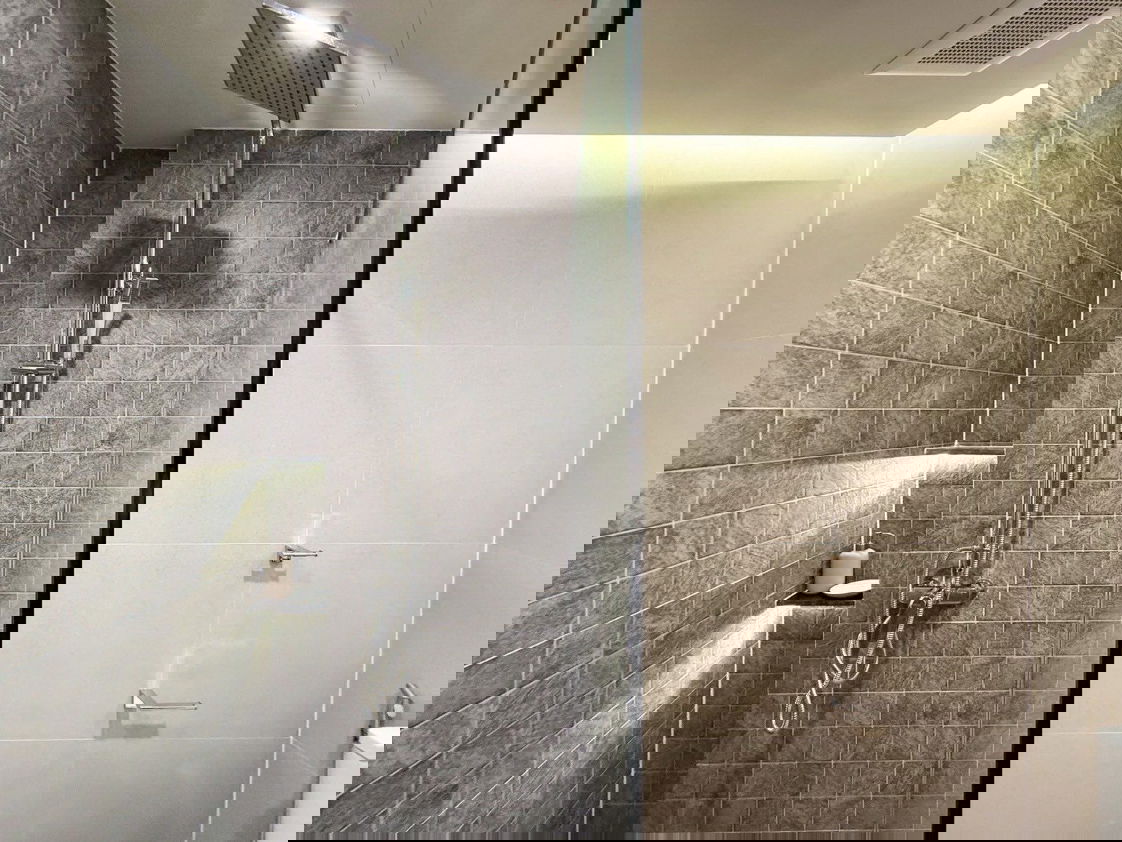 รูป 🔥ข้อเสนอสุดพิเศษ🔥คอนโด 2 ห้องนอน สไตล์รีสอร์ต โครงการ The Deck Patong | วิวสระและภูเขา - U5606032 - รูปที่ 8/18