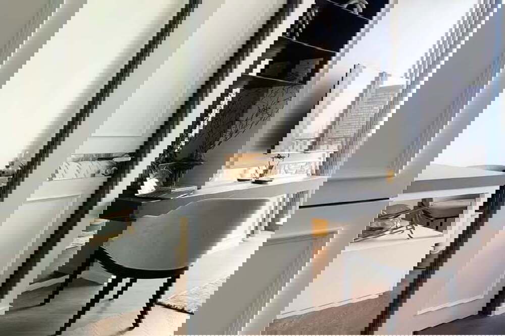 รูป 🔥 สำหรับเช่า !! วิวสวน, ชั้นสูง 24++, ตกแต่งสไตล์โมเดิร์น !! 🔥 Code C20250100014........28 Chidlom, 1 ห้องนอน, 1 ห้องน้ำ, แต่งครบ, พร้อมเข้าอยู่📣📣 - รูปที่ 9/22