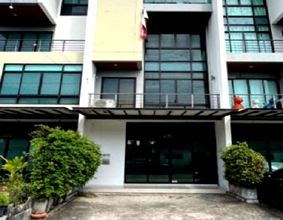 เช่าสำนักงาน ถนนจรัญสนิทวงศ์ : ให้เช่าHome Office 4 ชั้น โครงการ เวิร์ค แอด ไลฟ์ ซอยนวมินทร์ 36 / พื้นที่ใช้สอย 300 ตารางเมตร เหมาะเป็นสำนักงาน จดบริษัทได้