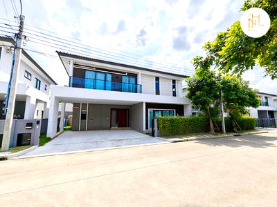 เช่าบ้านเดี่ยว สถานีรถไฟฟ้าดอนเมือง : ให้เช่าบ้านเดี่ยว  Centro วิภาวดี บ้านใหม่ เฟอร์ครบ  พร้อมอยู่  โซนใกล้สวน ใกล้สนามบินดอนเมือง 