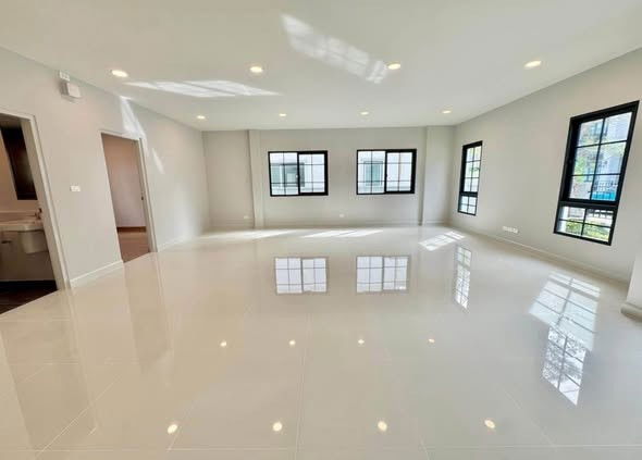 รูป 💥CP-9733💥ขายบ้านเดี่ยว โครงการ เซนโทร บางนา ติดเมกะ บางนา 👉แอดไลน์ @expertcondo - รูปที่ 8/10