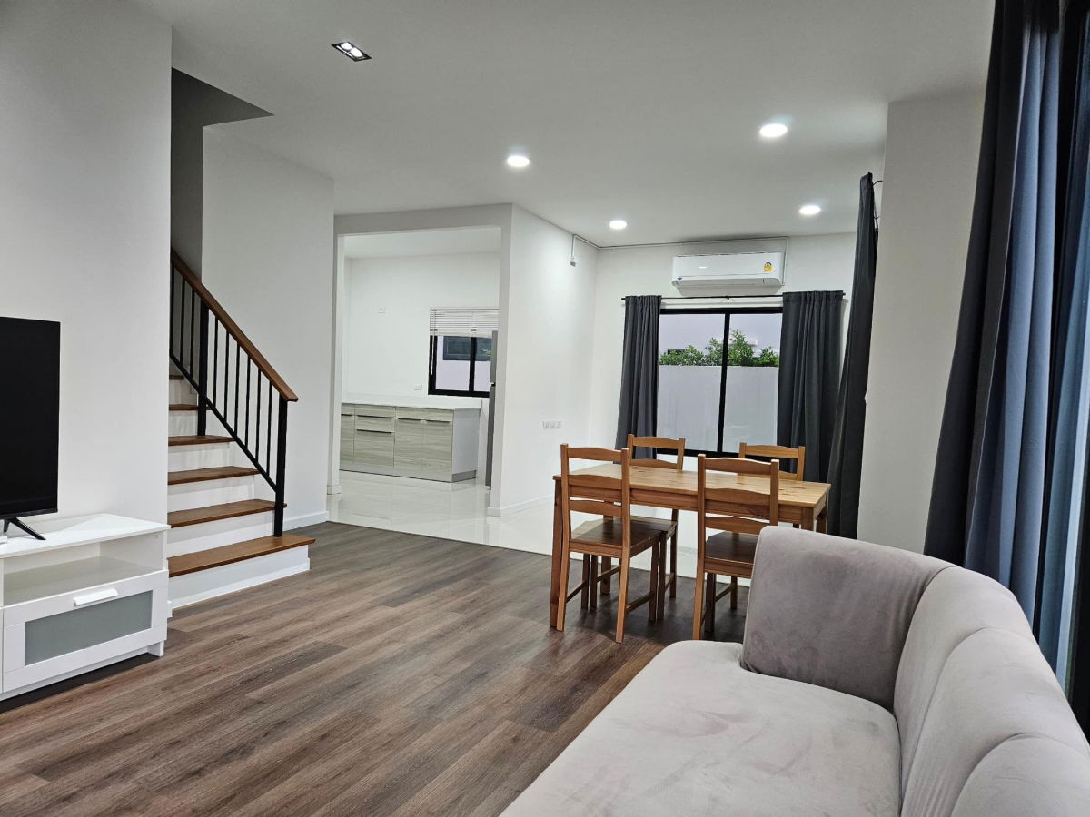 รูป บ้านให้เช่า หมู่บ้านมณีรินทร์ปาร์ค ข้าวหลาม – บ้านหลังมุม บรรยากาศดี พร้อมเข้าอยู่! 🌿 - รูปที่ 3/12