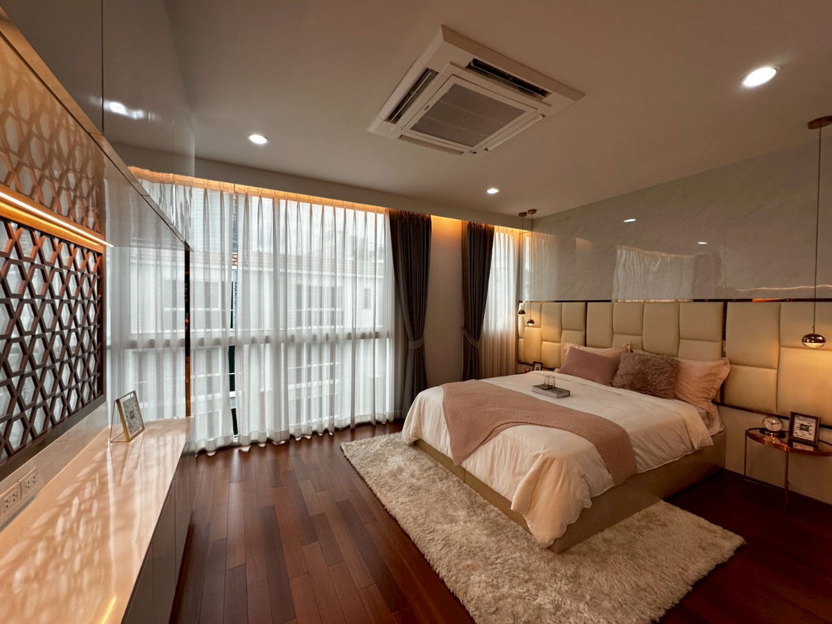 รูป ❤️💛💙โอกาสสุดท้าย! ทาวน์โฮมหรูใจกลางพระราม 3 เหลือเพียง 1 ยูนิตเท่านั้น! 🏡 Côté Maison Rama 3 – โคเต้ เมซอง พระราม 3 - รูปที่ 10/16