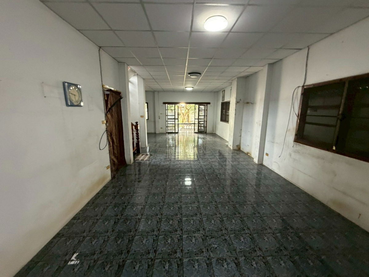 รูป ขายบ้านเดี่ยว 2 ชั้น หมู่บ้านบุษราคัม บางขุนเทียน-ชายทะเล ขนาด 102.3 ตารางวา 4 ห้องนอน 2 ห้องน้ำ - รูปที่ 18/25