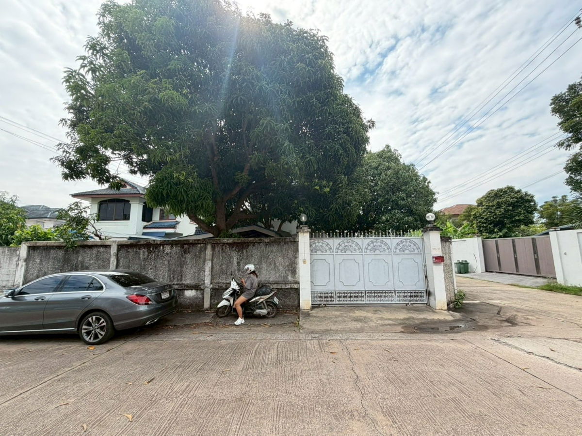 รูป ขายบ้านเดี่ยว 2 ชั้น หมู่บ้านบุษราคัม บางขุนเทียน-ชายทะเล ขนาด 102.3 ตารางวา 4 ห้องนอน 2 ห้องน้ำ - รูปที่ 3/25