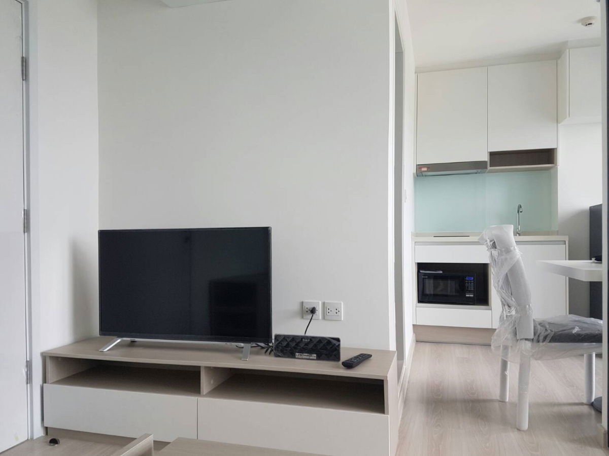 รูป ให้เช่าคอนโด SKYLINE ชั้น 9 คอนโด High Rise  1 ห้องนอน 1 ห้องน้ำ   26 ตารางเมตร เฟอร์นิเจอร์และเครื่องใช้ไฟฟ้า ครบ Key Card ลิฟต์ล็อคชั้น  - รูปที่ 3/10