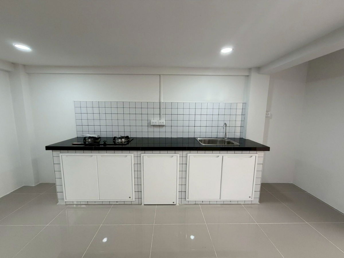 รูป ขายอาคารพาณิชย์ 3.5 ชั้น สุขสวัสดิ์ 78 (ซอยวัดชังเรือง) ขนาด 16 ตารางวา 3 ห้องนอน 3 ห้องน้ำ ตกแต่งใหม่พร้อมอยู่ - รูปที่ 9/16