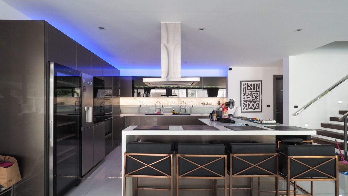 รูป HPLV01 - ขายบ้านวิลล่า 4 ห้องนอน พระตำหนัก - รูปที่ 6/35