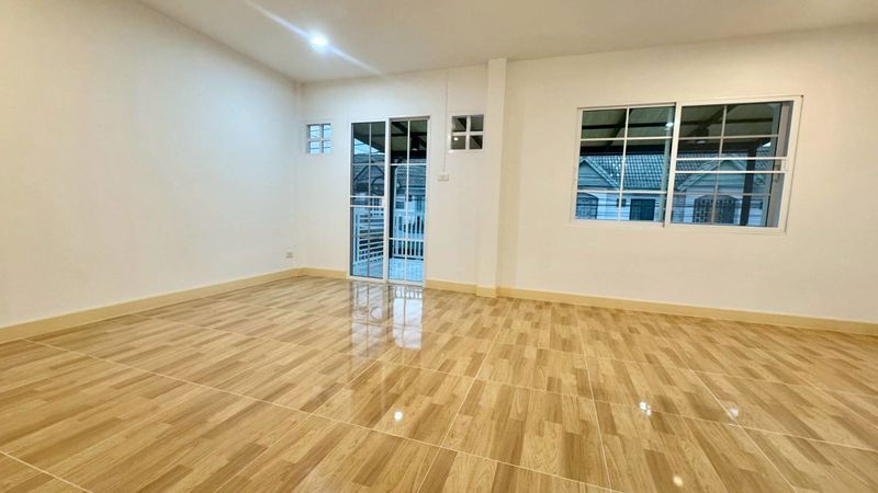 รูป 🏡 บ้านเดี่ยว หมู่บ้านสุชา ติดถนนบางบัวทอง–สุพรรณบุรี 📍 ซอย 2 ถนนเมน หลังบ้านวิวทุ่งนา บรรยากาศสงบ ร่มรื่น - รูปที่ 6/13