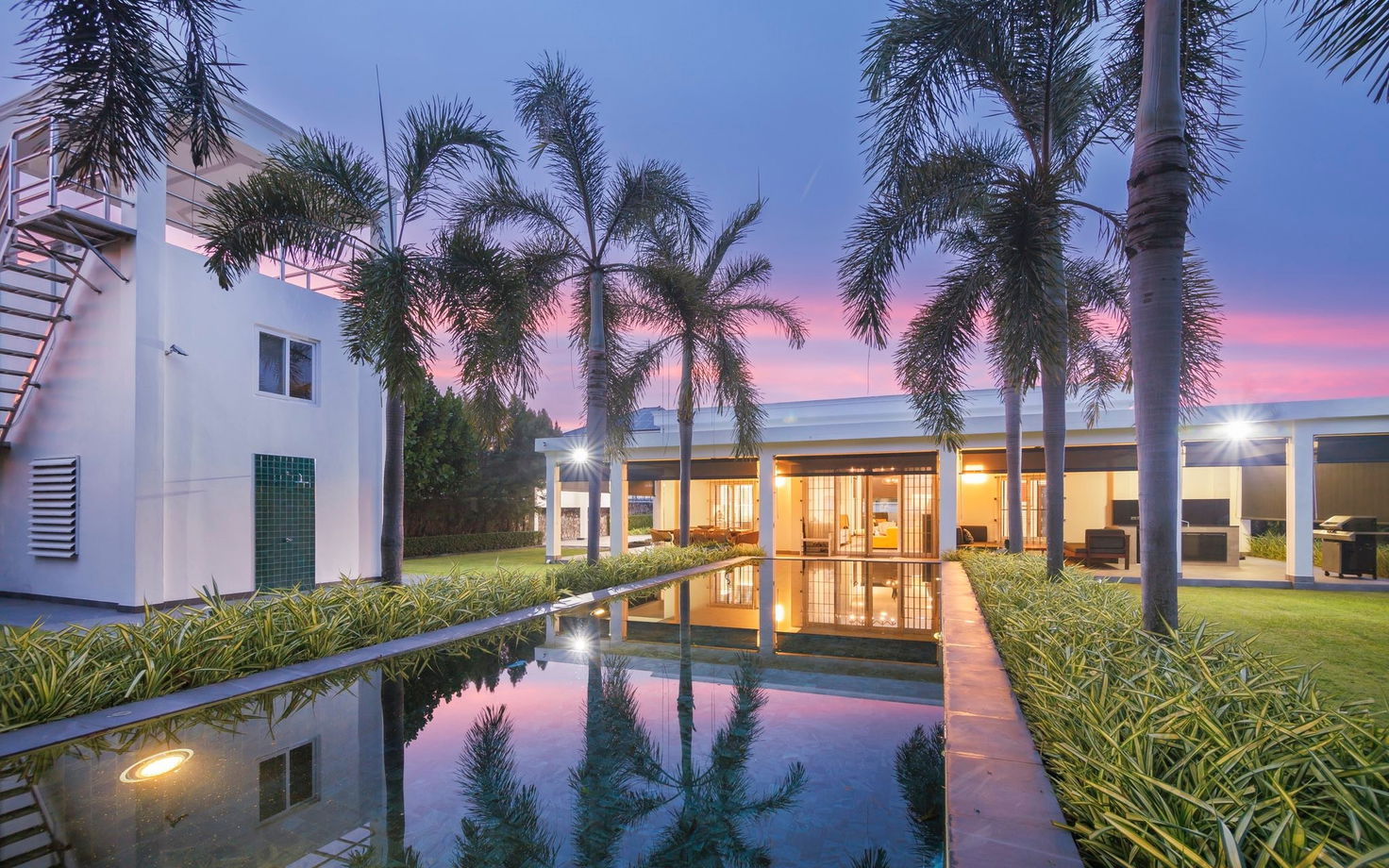 รูป Beautiful Villa for Sale in Mabprachan, East Pattaya - รูปที่ 1/22