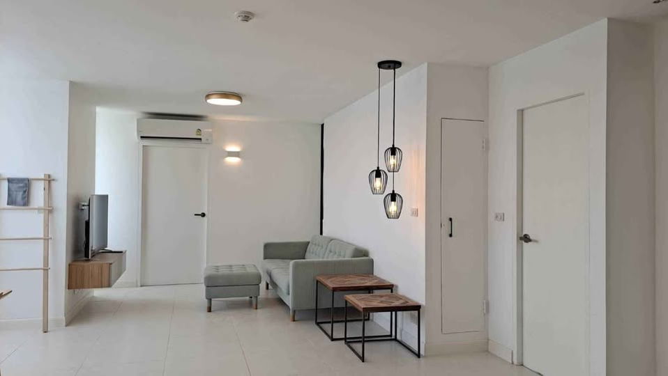 picture 🍀 For Rent JC Tower 🍀 Add Line ID: @zcondo (with@) 🔥 C5009 - 6/10