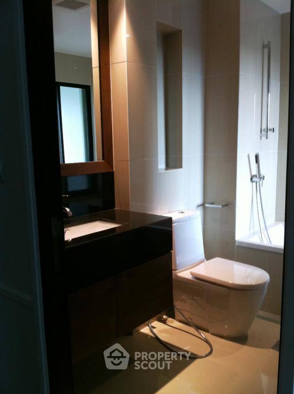 รูป คอนโด 2-ห้องนอน ที่ สาธร การ์เด้นส์ ใกล้ MRT สีลม (ID 510133) - รูปที่ 3/4