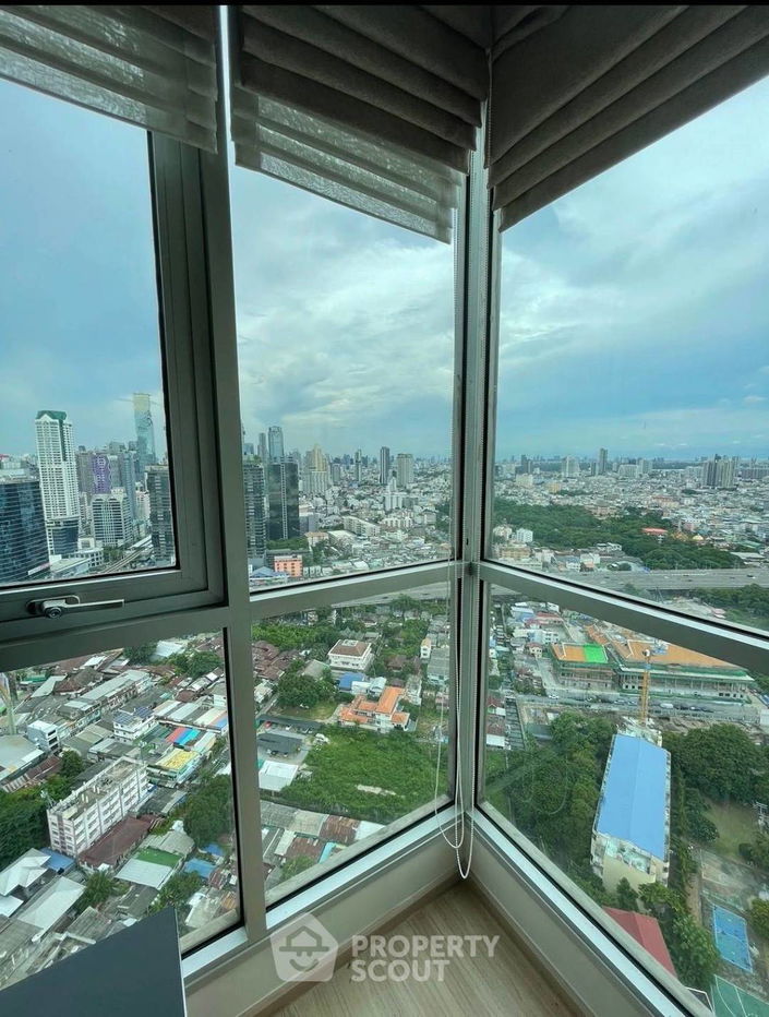 รูป คอนโด 2-ห้องนอน ที่ ริธึ่ม สาทร ใกล้ BTS สะพานตากสิน (ID 2061402) - รูปที่ 12/15