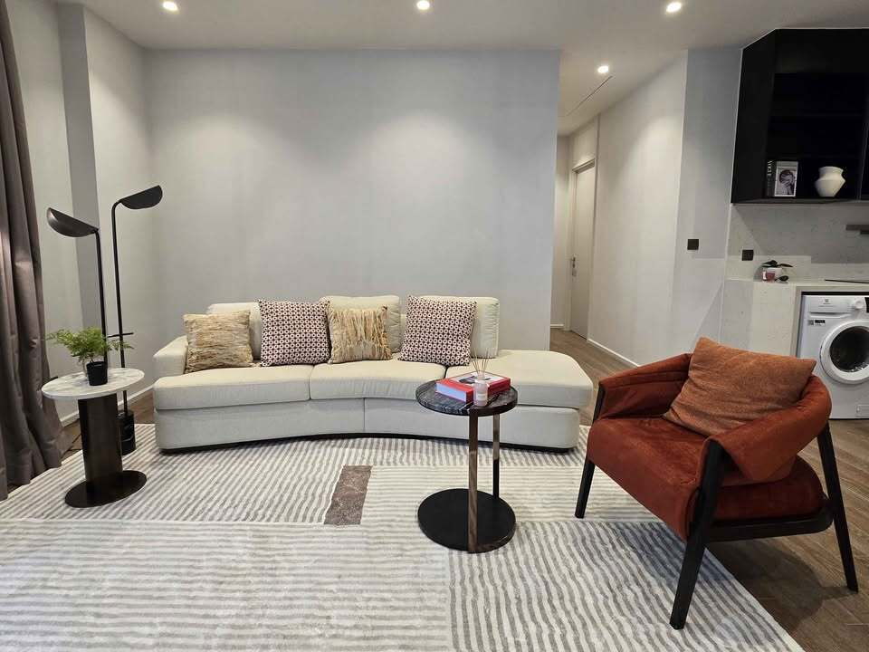 รูป Ultra-Luxury Residence at Muniq Langsuan | 2 Bedrooms 3 Bathrooms | 86 SQ.M. - รูปที่ 3/12