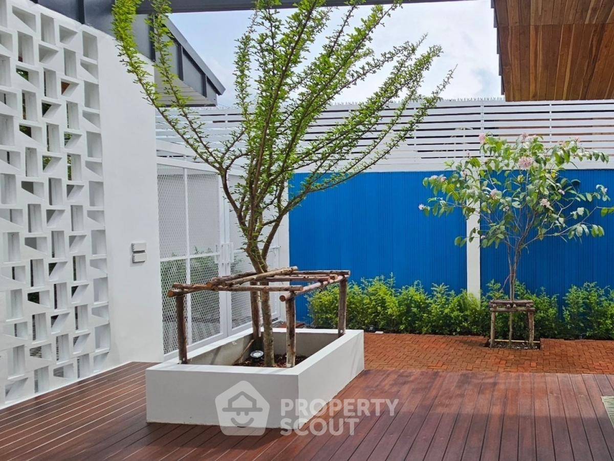 รูป บ้าน 3-ห้องนอน ใน นวมินทร์ (ID 1592558) - รูปที่ 2/13